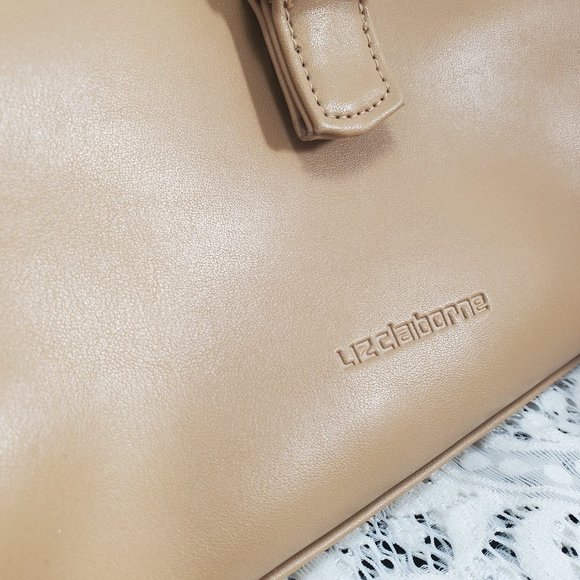 Liz Claiborne tan crossbody purse with light green fabric lining - Picture 14 of 15